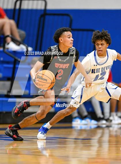 Thumbnail 1 in West Cabarrus vs. Mooresville photogallery.