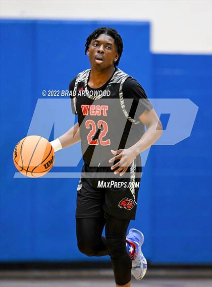 Thumbnail 2 in West Cabarrus vs. Mooresville photogallery.