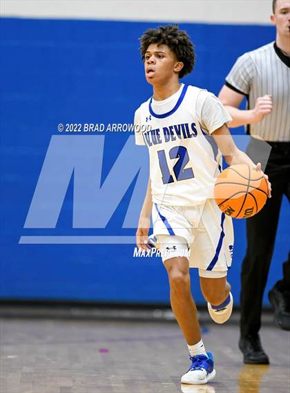 Thumbnail 2 in West Cabarrus vs. Mooresville photogallery.