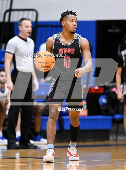 Thumbnail 3 in West Cabarrus vs. Mooresville photogallery.