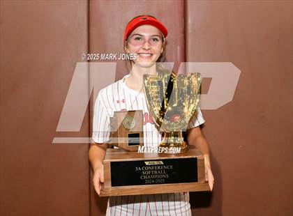 Thumbnail 2 in Yuma Catholic vs. Empire (AIA 3A Final - Awards) photogallery.
