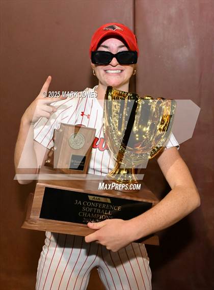 Thumbnail 3 in Yuma Catholic vs. Empire (AIA 3A Final - Awards) photogallery.