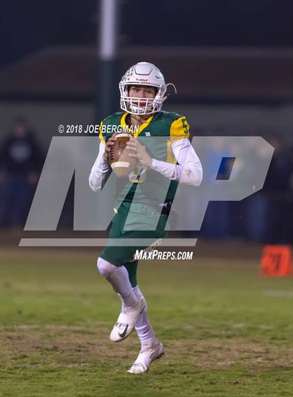 Thumbnail 3 in Strathmore vs Hilmar (CIF State D6-AA Championship) photogallery.