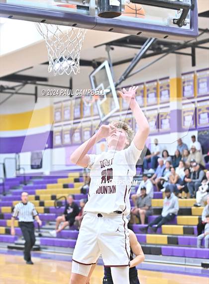 Thumbnail 2 in Queen Creek vs Desert Mountain (Fear the Hop Thanksgiving Tournament) photogallery.