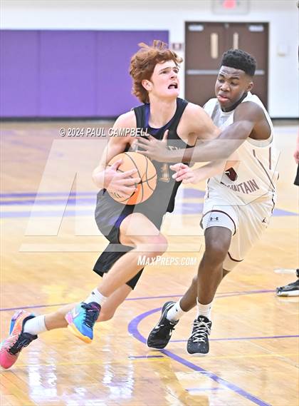 Thumbnail 3 in Queen Creek vs Desert Mountain (Fear the Hop Thanksgiving Tournament) photogallery.