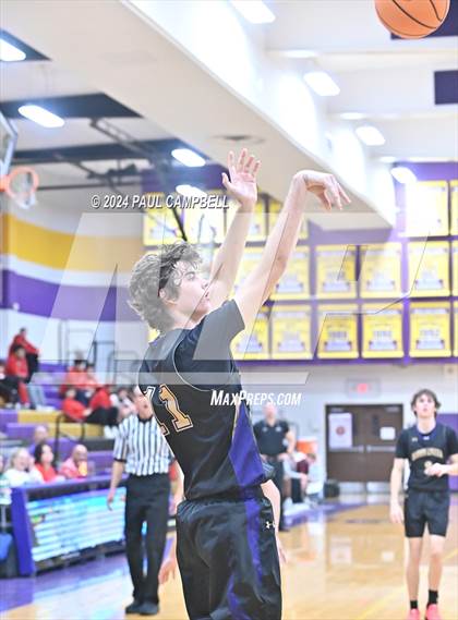 Thumbnail 1 in Queen Creek vs Desert Mountain (Fear the Hop Thanksgiving Tournament) photogallery.