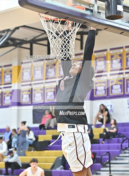 Thumbnail 2 in Queen Creek vs Desert Mountain (Fear the Hop Thanksgiving Tournament) photogallery.