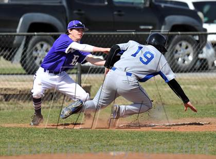 Thumbnail 3 in Bonham vs Krum (Pottsboro Tournament) photogallery.