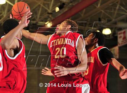 Thumbnail 3 in Etiwanda vs. St. John Bosco (Nike Extravaganza) photogallery.