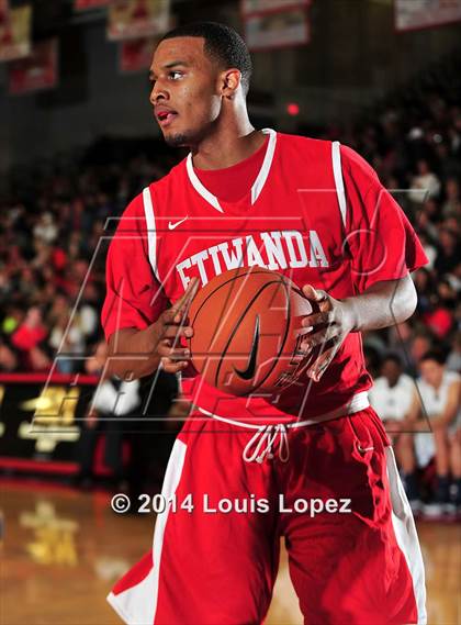 Thumbnail 1 in Etiwanda vs. St. John Bosco (Nike Extravaganza) photogallery.