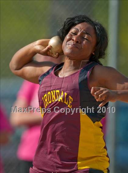 Thumbnail 2 in True Team Section 6AAA (Boys and Girls Shot Put) photogallery.
