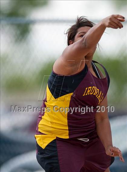 Thumbnail 2 in True Team Section 6AAA (Boys and Girls Shot Put) photogallery.