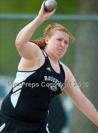 Thumbnail 3 in True Team Section 6AAA (Boys and Girls Shot Put) photogallery.