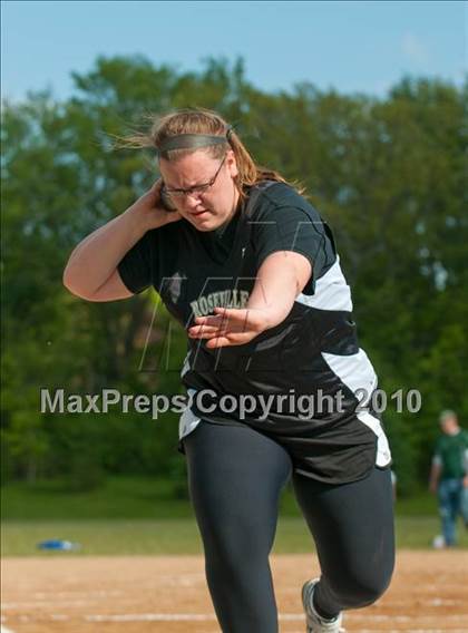 Thumbnail 2 in True Team Section 6AAA (Boys and Girls Shot Put) photogallery.