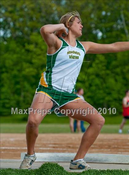 Thumbnail 3 in True Team Section 6AAA (Boys and Girls Shot Put) photogallery.