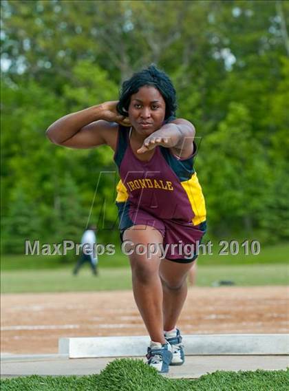 Thumbnail 2 in True Team Section 6AAA (Boys and Girls Shot Put) photogallery.