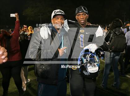 Thumbnail 2 in Placer @ Crenshaw (CIF State Division 4-AA Final) photogallery.