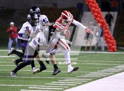 Thumbnail 2 in Mater Dei vs. Rancho Cucamonga (CIF SS Semifinal Playoff) photogallery.