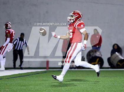 Thumbnail 1 in Mater Dei vs. Rancho Cucamonga (CIF SS Semifinal Playoff) photogallery.