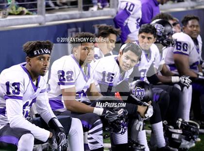 Thumbnail 1 in Mater Dei vs. Rancho Cucamonga (CIF SS Semifinal Playoff) photogallery.