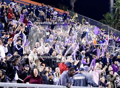 Thumbnail 1 in Mater Dei vs. Rancho Cucamonga (CIF SS Semifinal Playoff) photogallery.