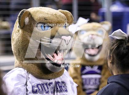 Thumbnail 2 in Mater Dei vs. Rancho Cucamonga (CIF SS Semifinal Playoff) photogallery.