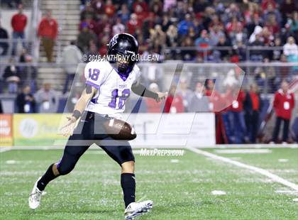 Thumbnail 3 in Mater Dei vs. Rancho Cucamonga (CIF SS Semifinal Playoff) photogallery.