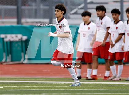 Thumbnail 3 in Gainesville vs. Bridgeport (UIL Soccer 4A Region 2 Semifinal) photogallery.