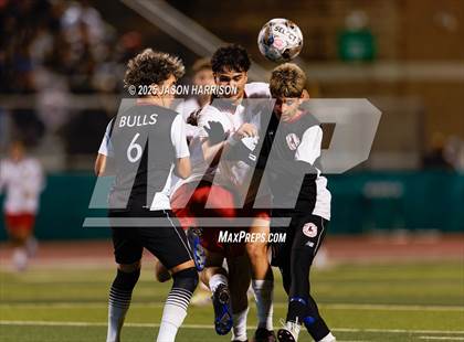 Thumbnail 2 in Gainesville vs. Bridgeport (UIL Soccer 4A Region 2 Semifinal) photogallery.