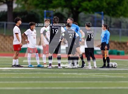 Thumbnail 1 in Gainesville vs. Bridgeport (UIL Soccer 4A Region 2 Semifinal) photogallery.