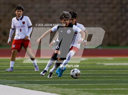 Thumbnail 3 in Gainesville vs. Bridgeport (UIL Soccer 4A Region 2 Semifinal) photogallery.
