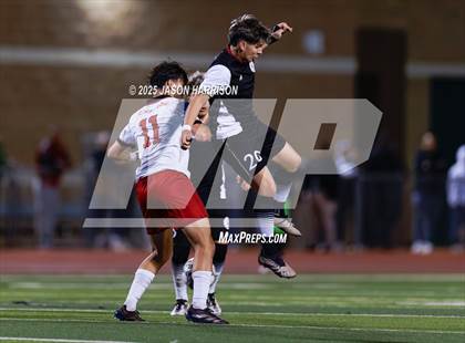 Thumbnail 1 in Gainesville vs. Bridgeport (UIL Soccer 4A Region 2 Semifinal) photogallery.