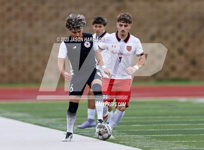 Thumbnail 1 in Gainesville vs. Bridgeport (UIL Soccer 4A Region 2 Semifinal) photogallery.