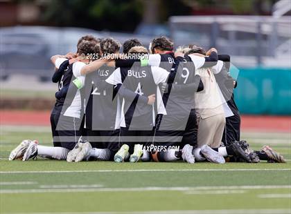 Thumbnail 3 in Gainesville vs. Bridgeport (UIL Soccer 4A Region 2 Semifinal) photogallery.