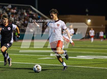 Thumbnail 1 in Gainesville vs. Bridgeport (UIL Soccer 4A Region 2 Semifinal) photogallery.