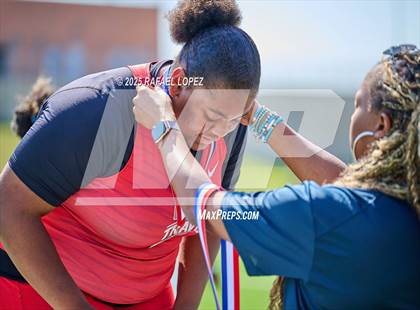 Thumbnail 2 in UIL 6A Track & Field Area 21&22 (Awards) photogallery.