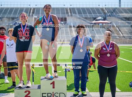 Thumbnail 2 in UIL 6A Track & Field Area 21&22 (Awards) photogallery.