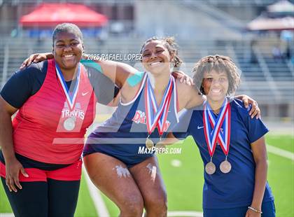 Thumbnail 2 in UIL 6A Track & Field Area 21&22 (Awards) photogallery.