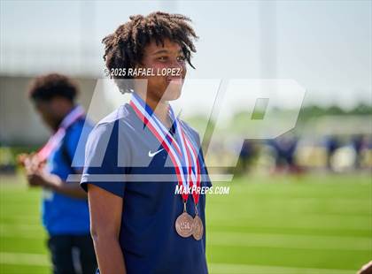 Thumbnail 1 in UIL 6A Track & Field Area 21&22 (Awards) photogallery.