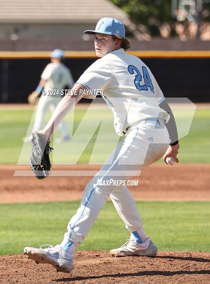 Thumbnail 1 in Valor Christian vs. Rogers (Best Of The West) photogallery.