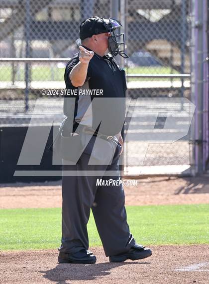 Thumbnail 2 in Valor Christian vs. Rogers (Best Of The West) photogallery.