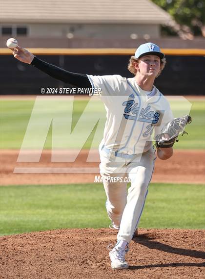 Thumbnail 3 in Valor Christian vs. Rogers (Best Of The West) photogallery.