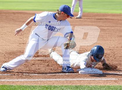 Thumbnail 3 in Valor Christian vs. Rogers (Best Of The West) photogallery.