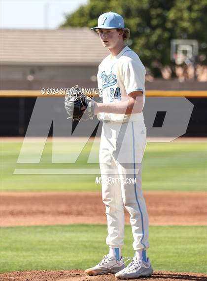 Thumbnail 3 in Valor Christian vs. Rogers (Best Of The West) photogallery.