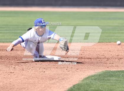 Thumbnail 2 in Valor Christian vs. Rogers (Best Of The West) photogallery.