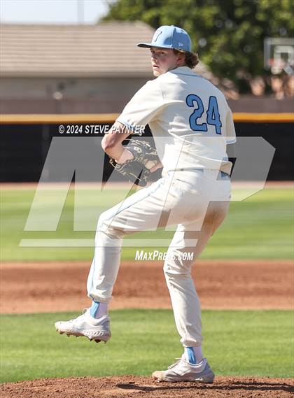 Thumbnail 1 in Valor Christian vs. Rogers (Best Of The West) photogallery.