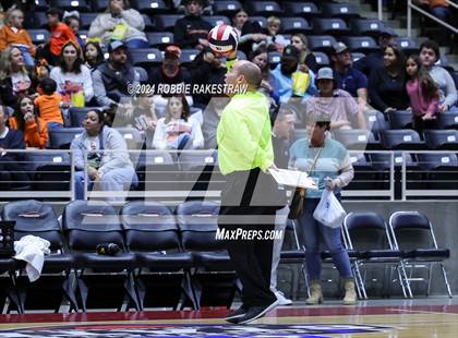 Thumbnail 3 in Iola vs. Crawford (UIL 2A Volleyball Division II Final) photogallery.