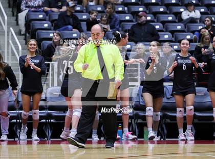 Thumbnail 3 in Iola vs. Crawford (UIL 2A Volleyball Division II Final) photogallery.