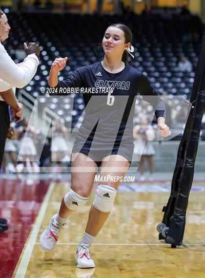 Thumbnail 2 in Iola vs. Crawford (UIL 2A Volleyball Division II Final) photogallery.