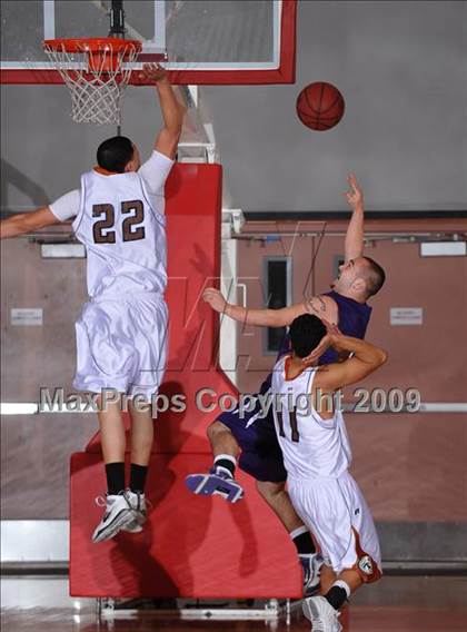 Thumbnail 3 in Cienega vs Spanish Springs (MaxPreps Holiday Classic) photogallery.